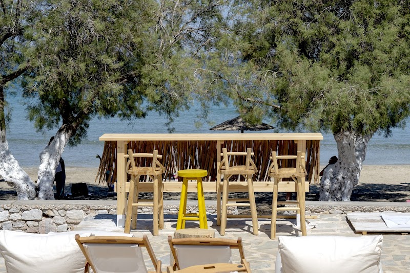 Kahuna Seaside Bar Restaurant