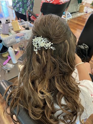 Amethyst Hair and Beauty photo 3