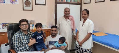 Dr Shelly Kushwaha best gynecologist maternity mother and child & ivf fertility doctor | Omkilkari Multispeciality Hospital - Image 3