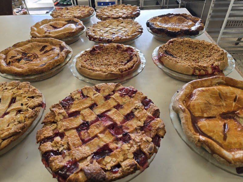 Qualicum Beach Bakery and Cafe photo 2
