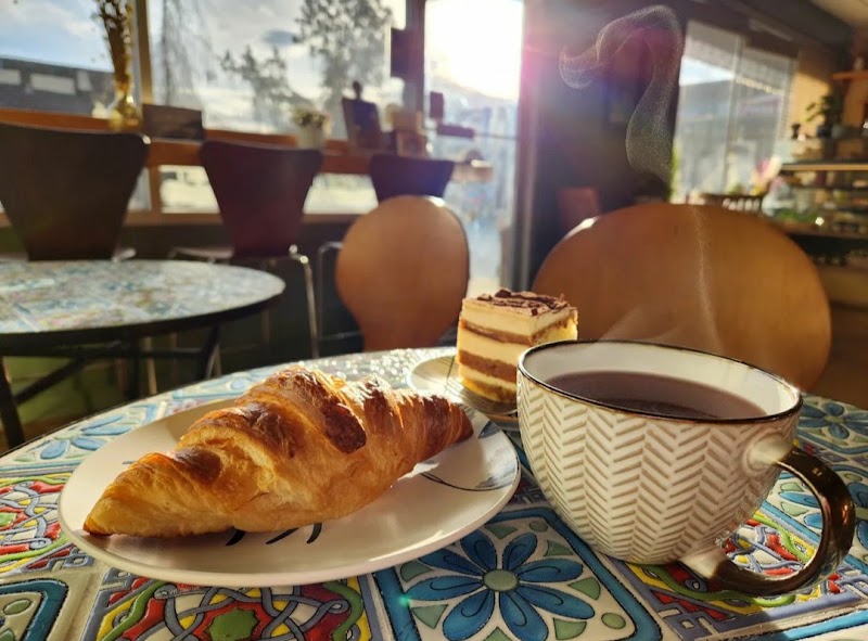 Qualicum Beach Bakery and Cafe photo 3