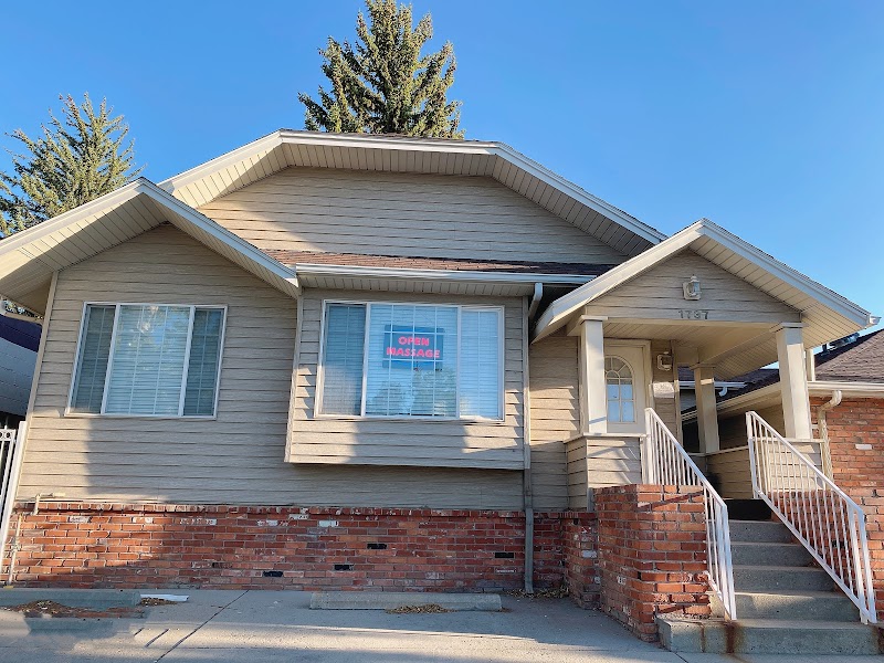 Bright Moon Spa Massage