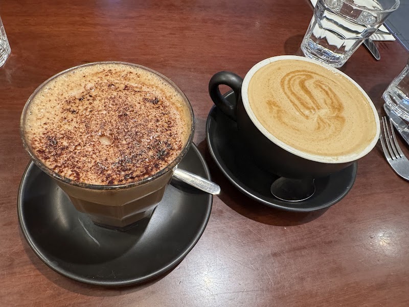 La Famiglia Cafe photo 6