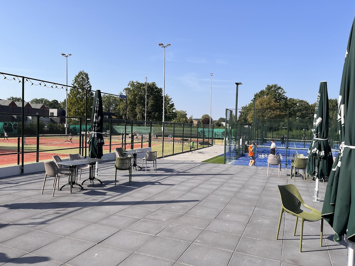 Tennis- en padelclub "T.P.C. Helios"