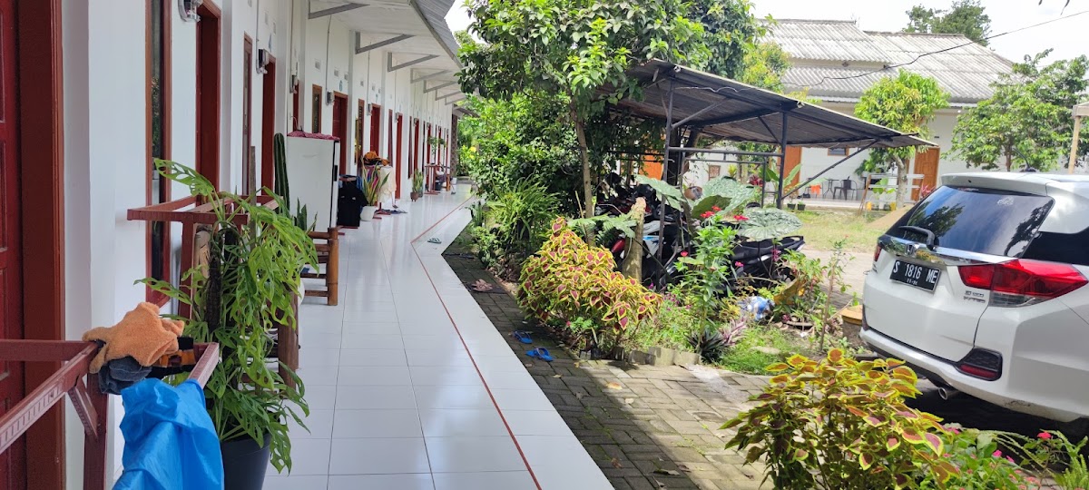 YAMUR ASRI KOST