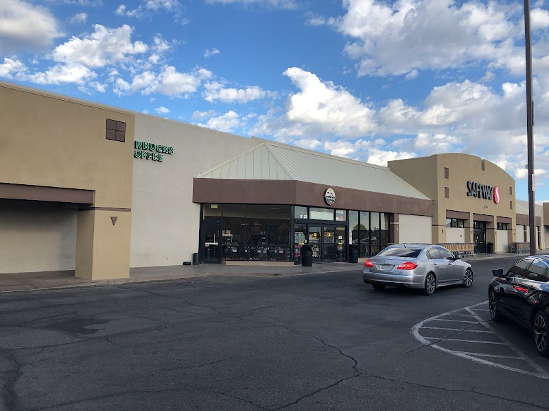 Signature Cafe photo 1