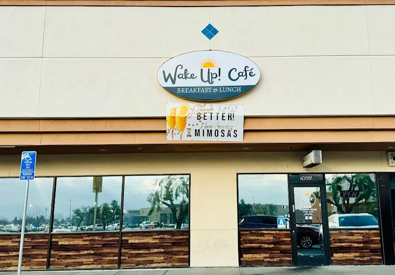 Wake Up! Café photo 1