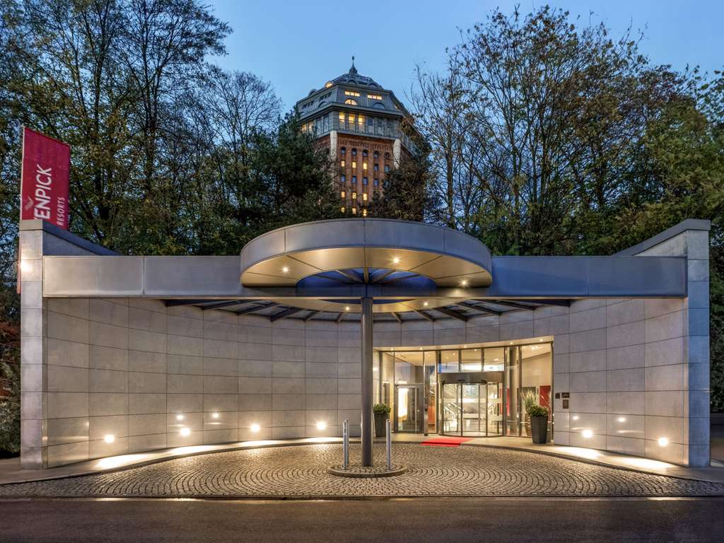 Mövenpick Hotel Hamburg, dog-friendly hotel in Hamburg