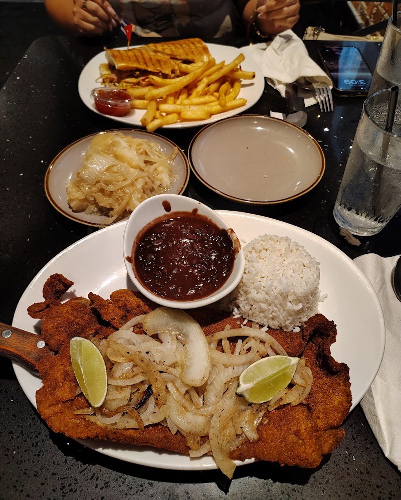Chicas Cuban Cafe photo 3