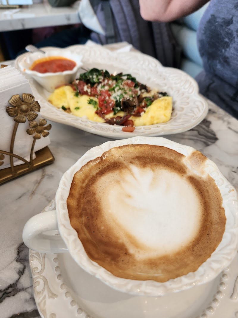 Roses & Berries Cafe photo 3