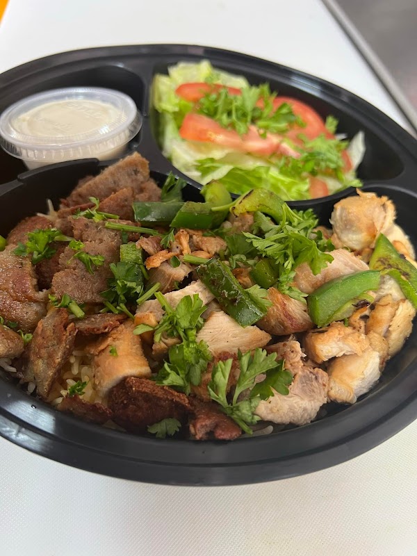 Sam's Kitchen Halal photo 2