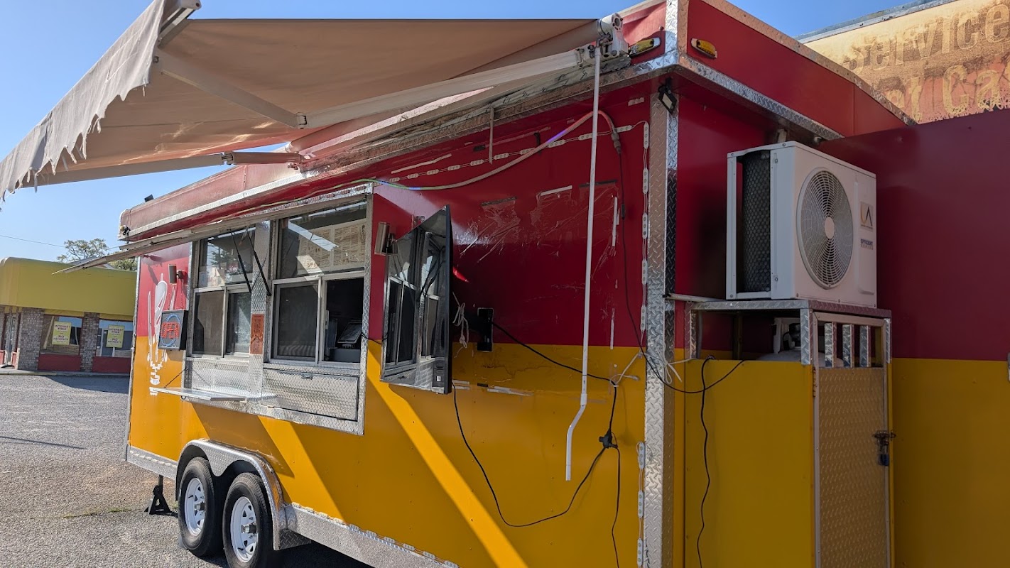 Sam's Kitchen Halal photo 4