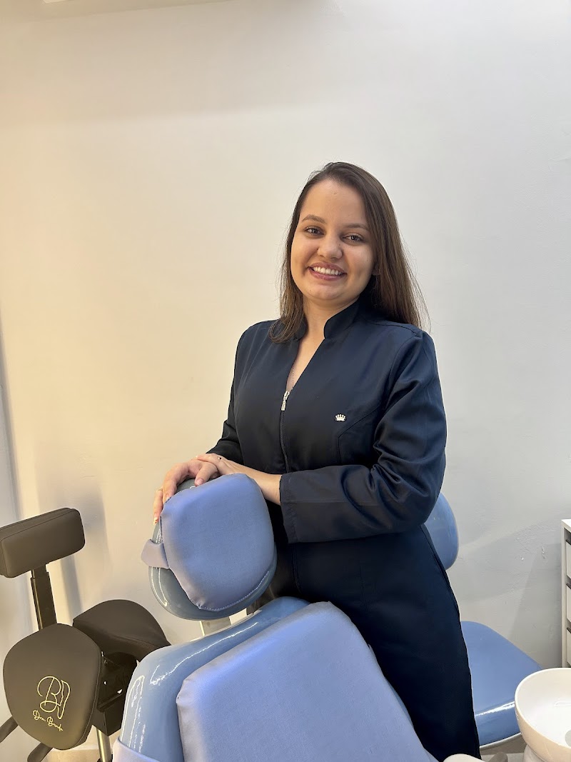 Implante e Prótese Dentária- Dra Brenda Alencar Leismann - Dentista em Porto Velho/RO - foto 5