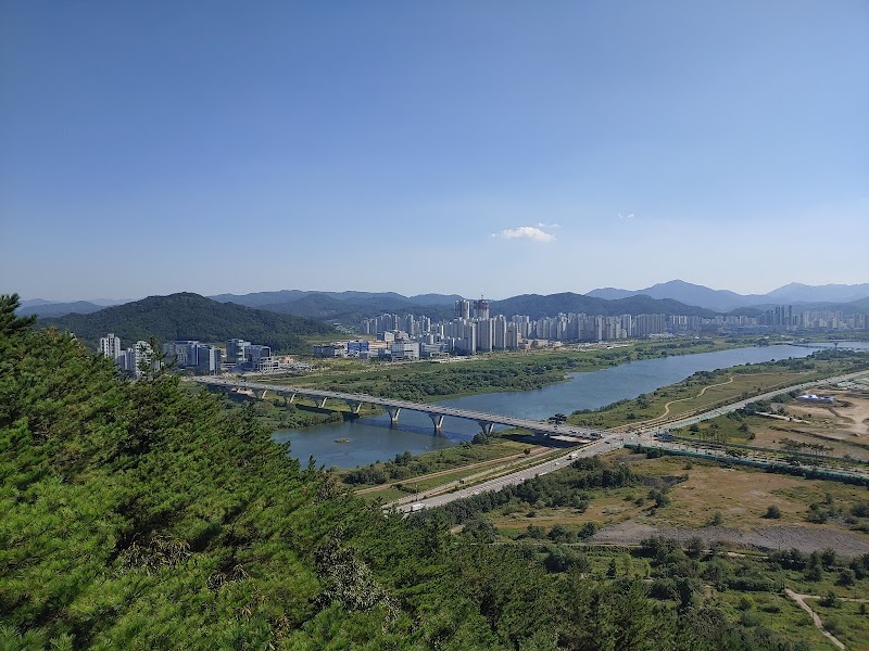 전월산 반려동물 동반 여행지