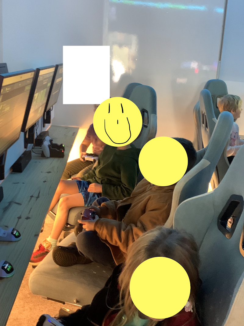 E-Sports Arcade photo 4