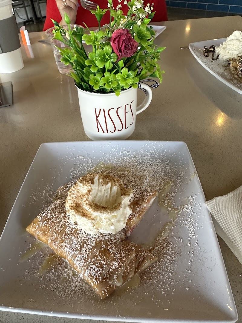 Molina's Creperie photo 3