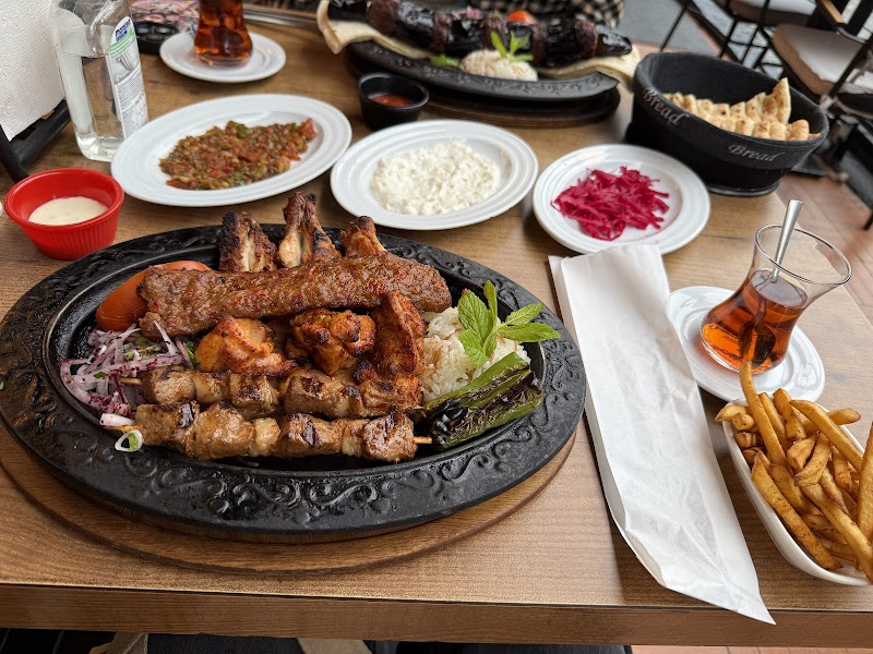 Mivan Restaurant & Cafe photo 3