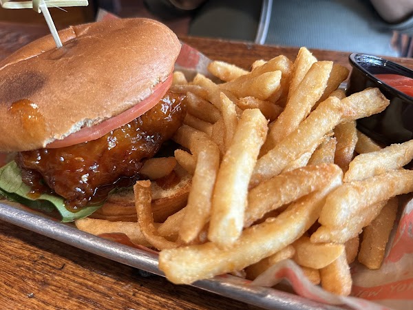 Photo of Mad For Chicken Forest Hills