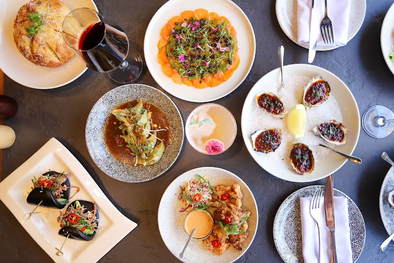 Birdcage Dining Room & Garden Bar photo 4