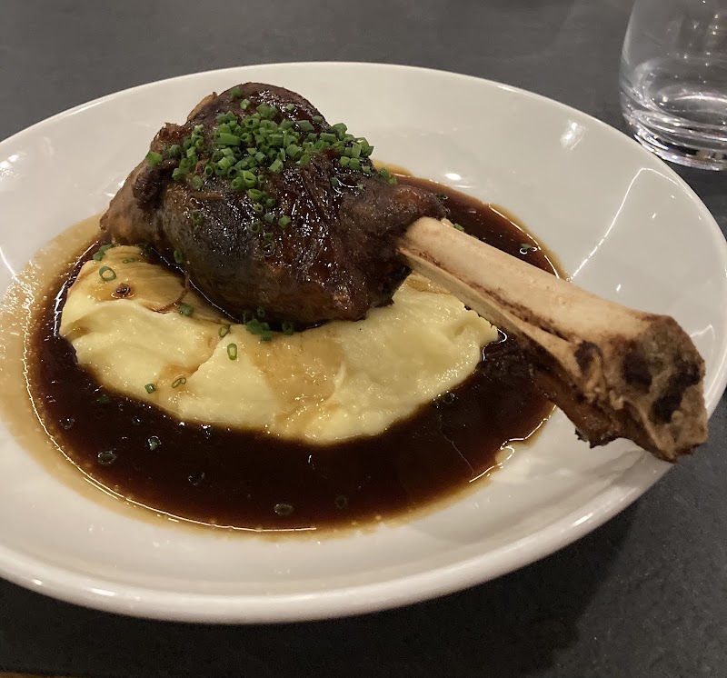 Birdcage Dining Room & Garden Bar photo 8