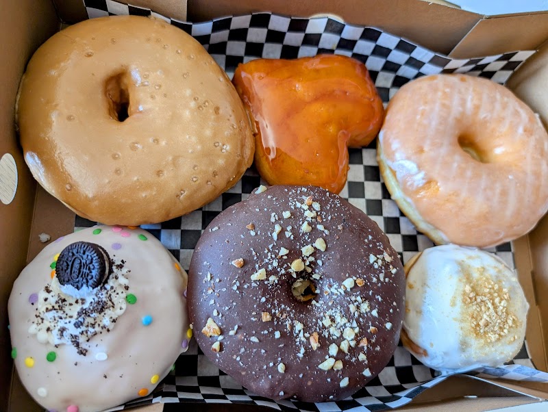 Donut Bar & Bakery photo 4