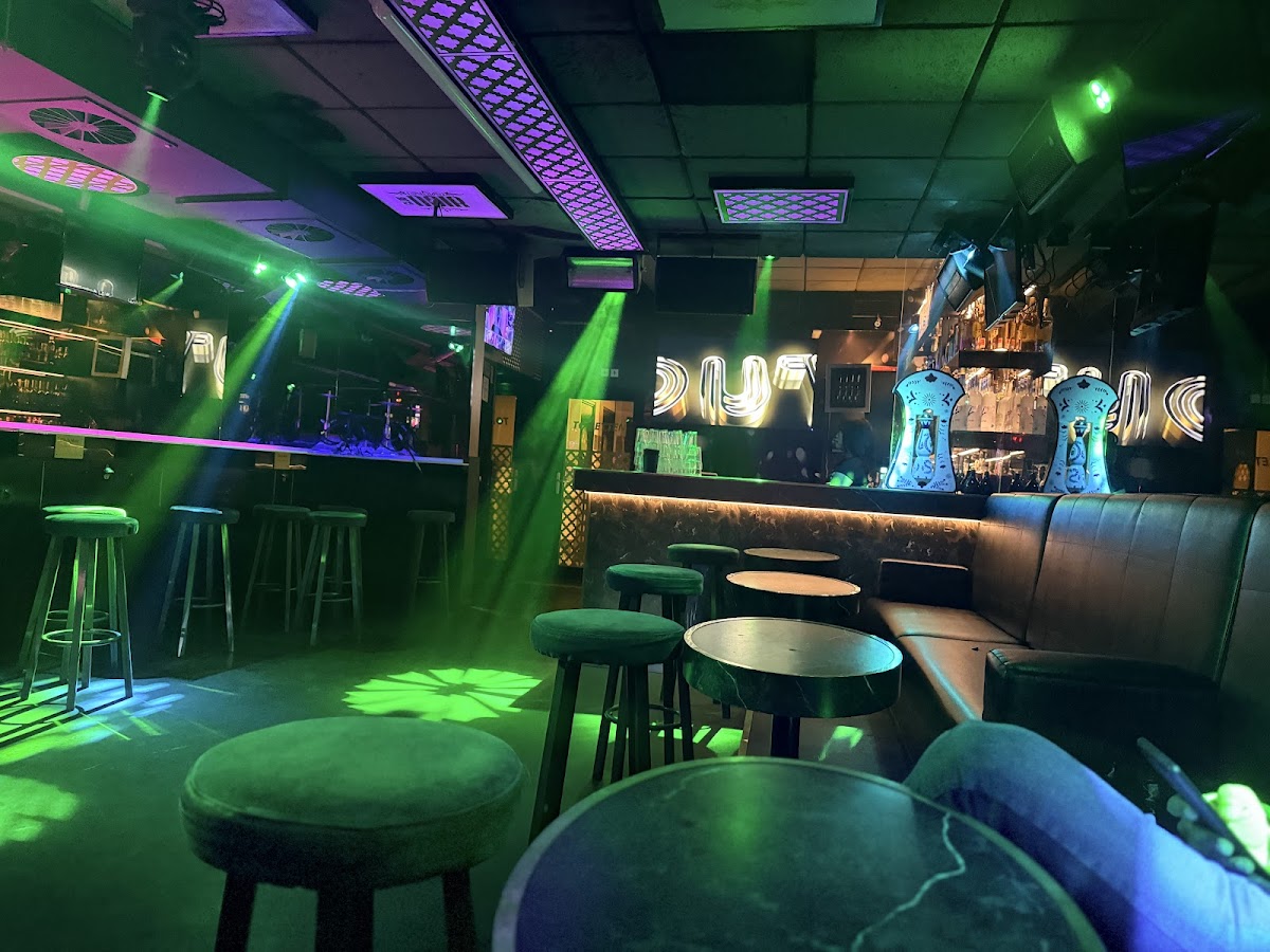 Club Out