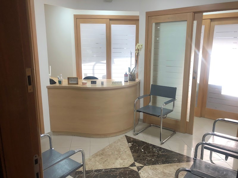 Dra Gislaine Balan Odontologia Estética - foto 3