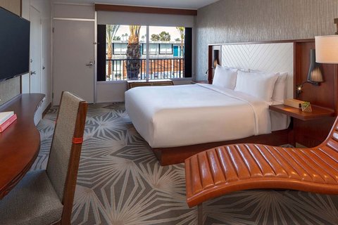 Hotel Adeline, Scottsdale, a Tribute Portfolio Hotel, dog-friendly hotel, photo 4
