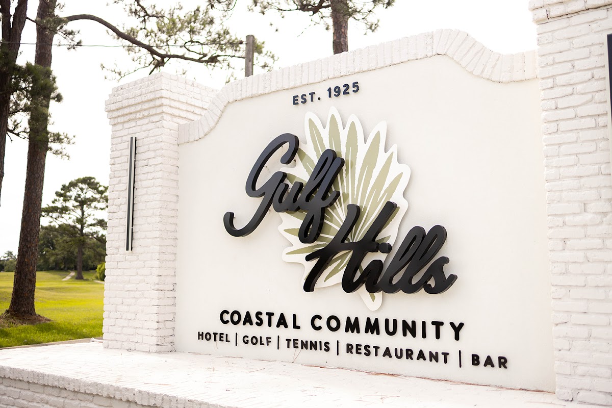 Gulf Hills Hotel & Resort