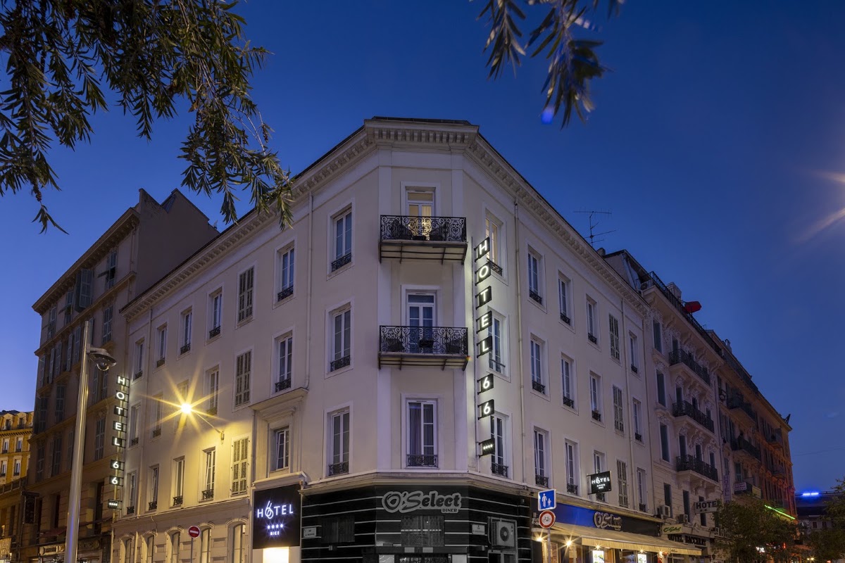 Hôtel 66