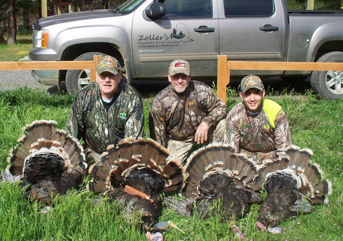 Klickitat Outfitter Tracy and Lori Zoller Hunt, Fish, Riverside Lodging