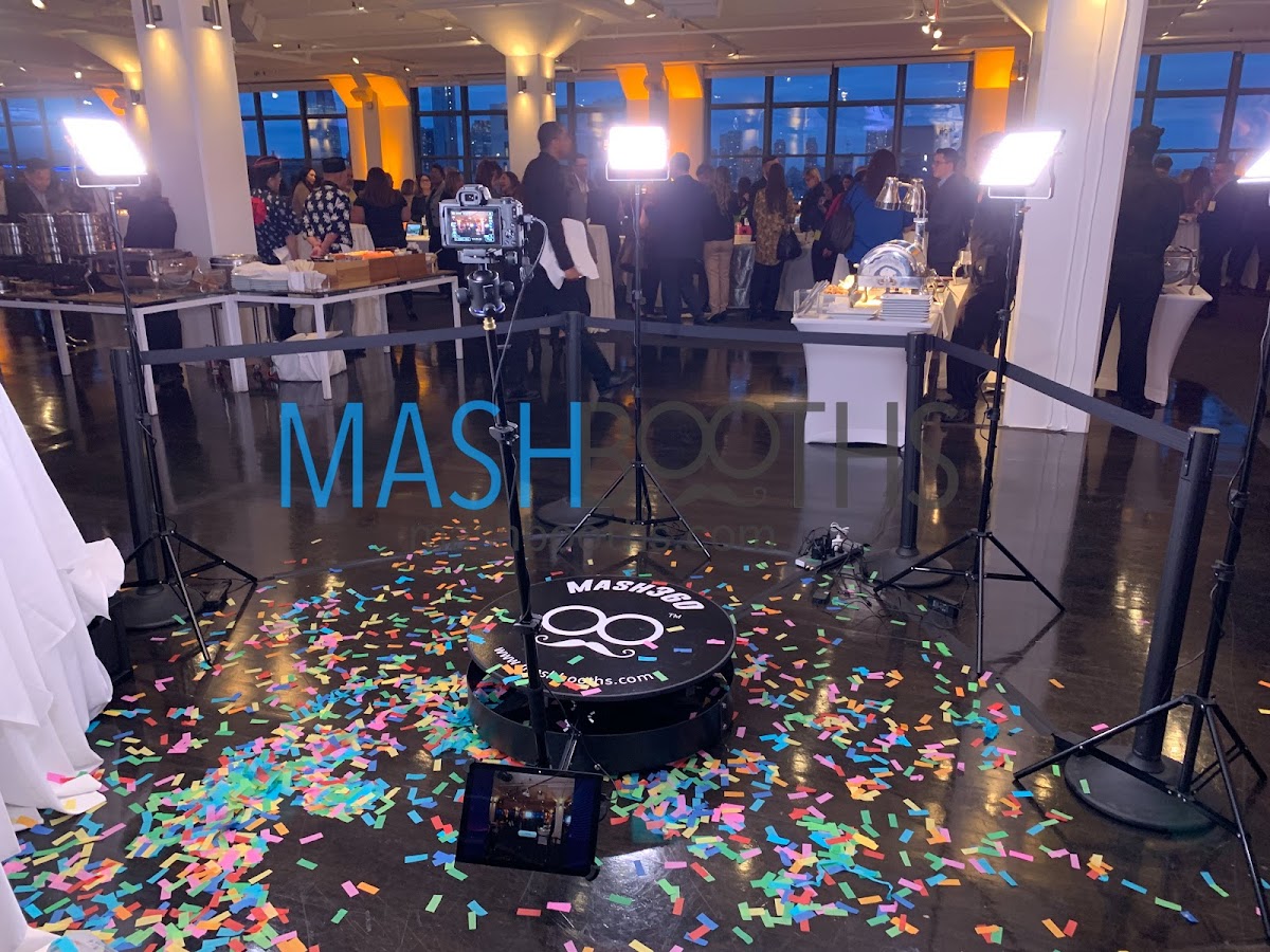 Mashbooths Modern Photo Booth Rentals: Google Places image 4