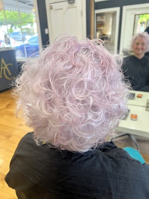 Kaitlyn Wagner Hairdressing photo 3