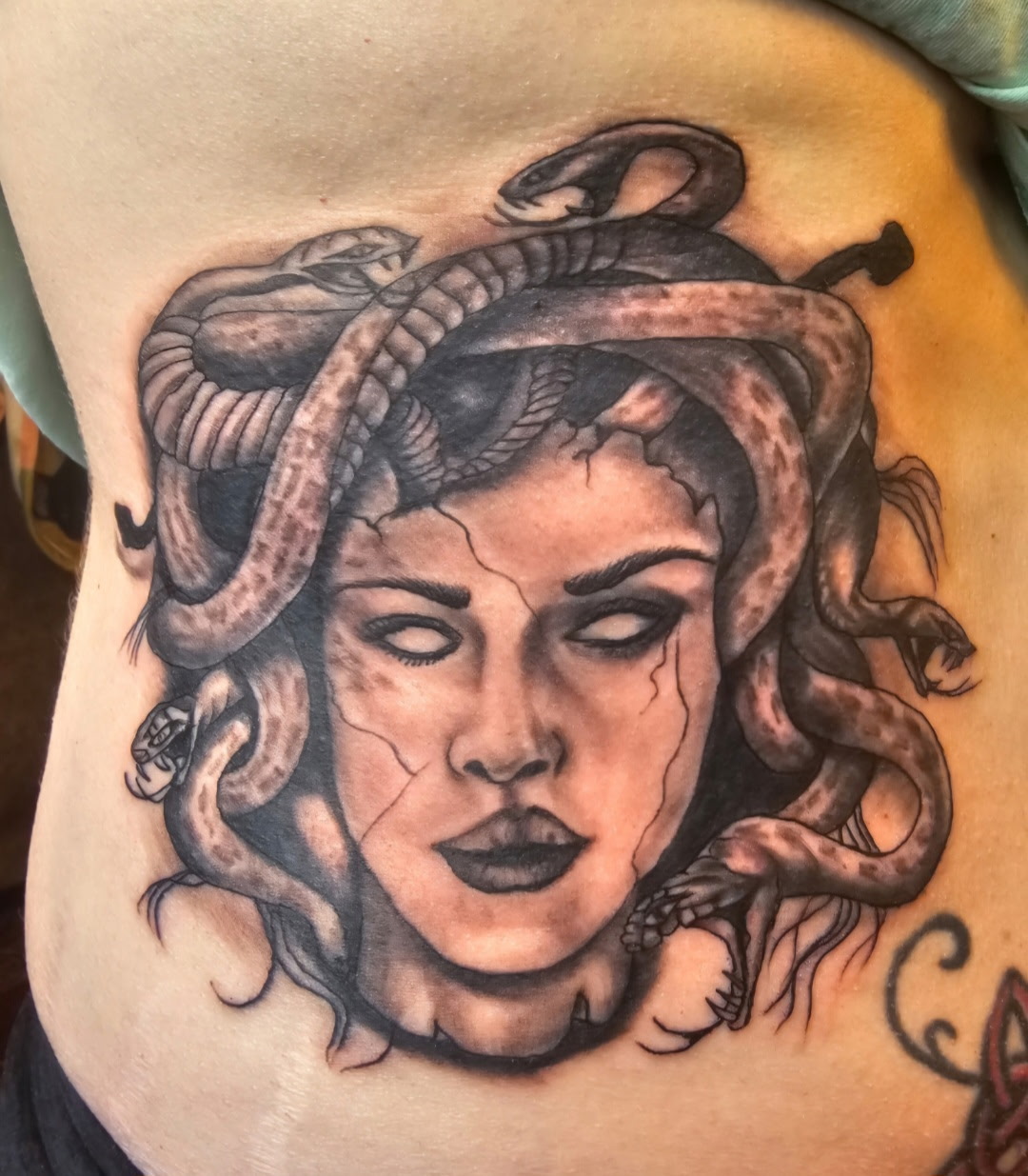 Dark Edge Tattoo Shop tattoo work — photo 2