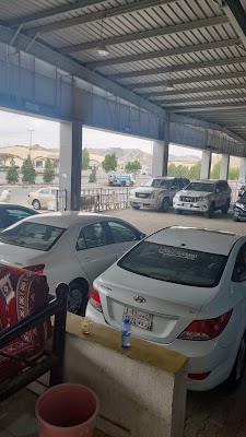 معرض اللحياني