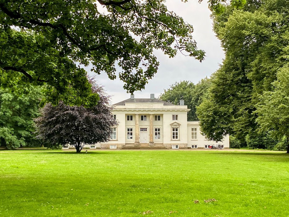 Hirschpark fotoğraf 1