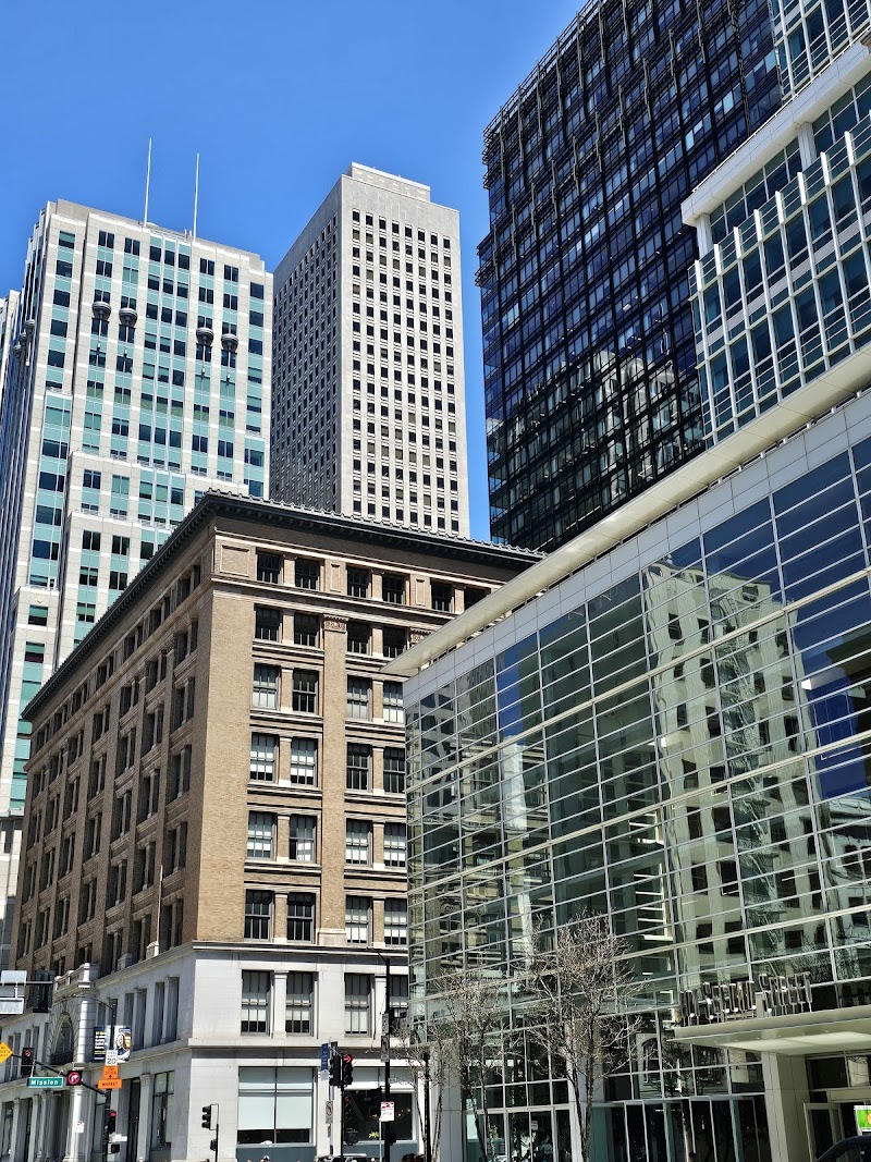 Two blocks from Moscone Center in SoMa