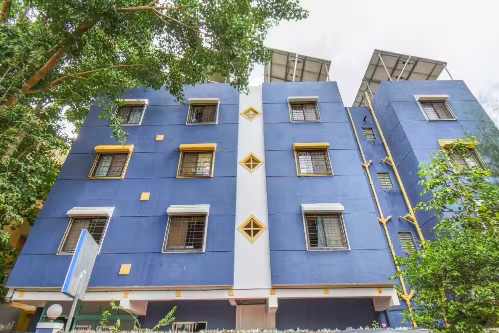 Stanza Living Mansa House | Ladies PG in Karve Nagar