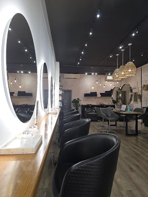 Podium Hair & Beauty