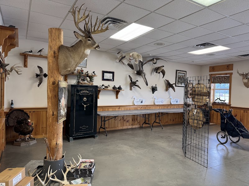 Schrader's Outdoors - Photo 5