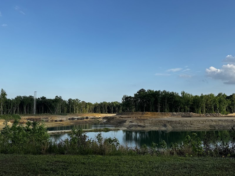 Schrader's Outdoors - Photo 2