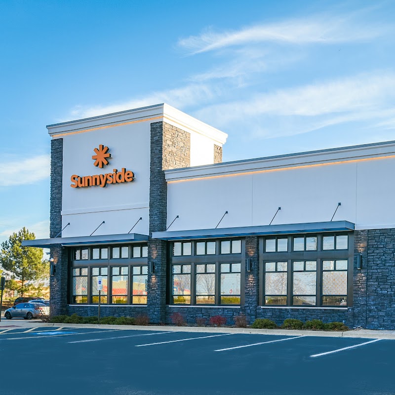 Video tour of Sunnyside Cannabis Dispensary - Naperville retail environment