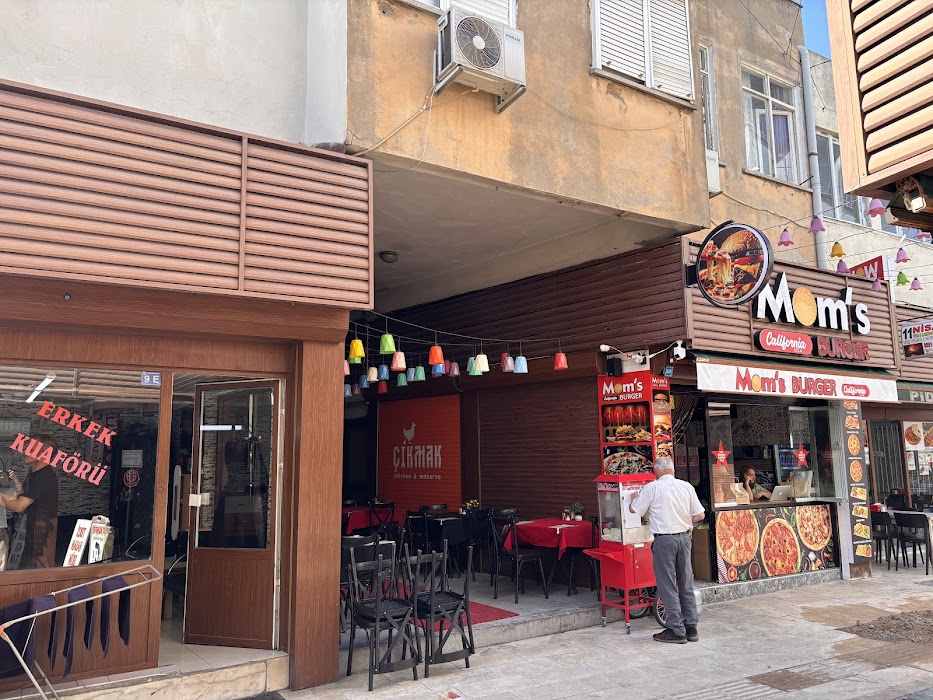 Mom’s Burger fotoğraf 1