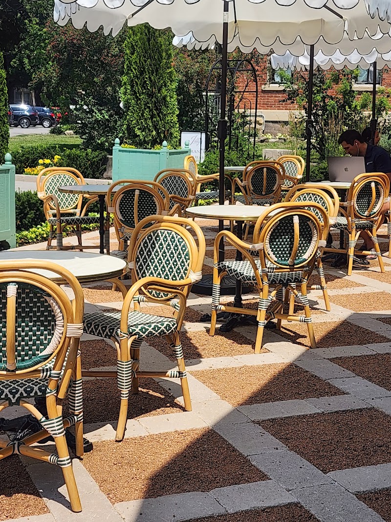 Jilly's Boutique Cafe photo 1