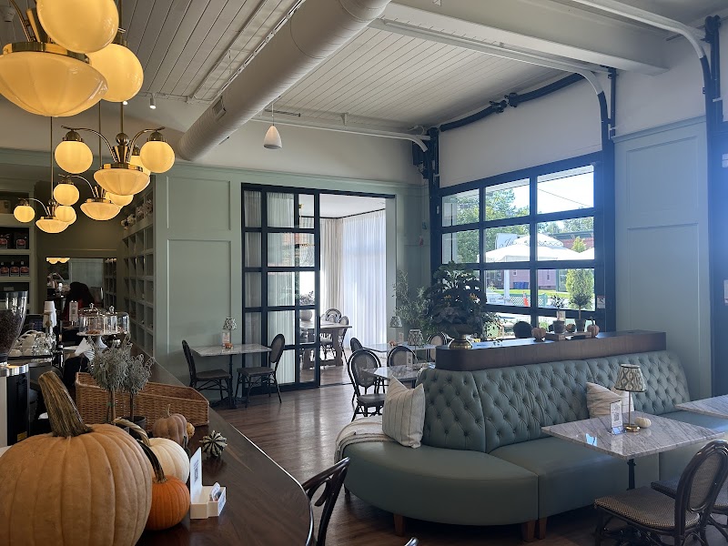 Jilly's Boutique Cafe photo 4
