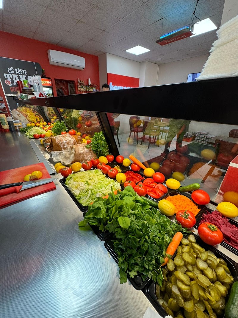 Komagene Etsiz Çiğ Köfte - Tuzla Restoran