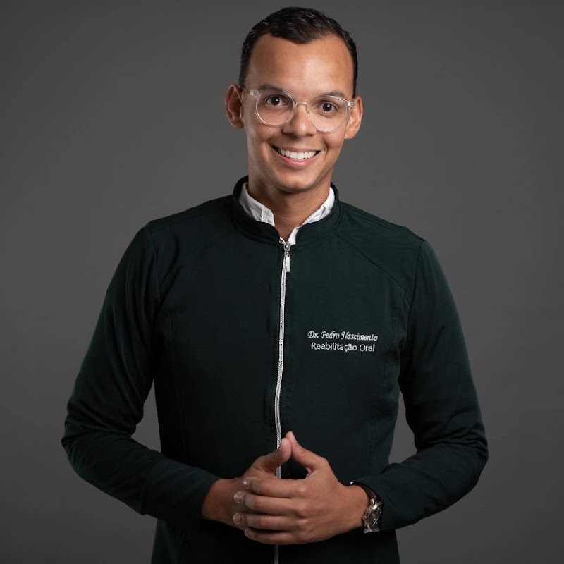 Dentista Pedro Nascimento | Clínica Premium Implantes Dentários | Campo Grande RJ
