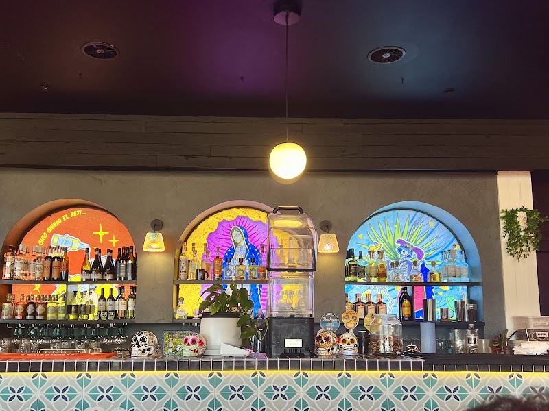 Hecho en Mexico Kingston