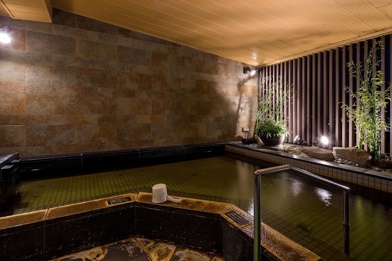 スパ・トリニテ 3