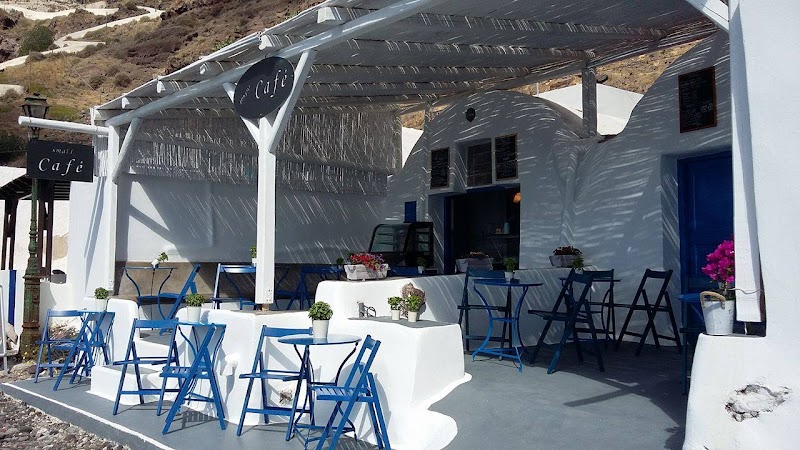 Small Cafè